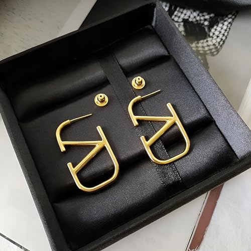 Elegant 18K Gold V Geometric Earrings - Hypoallergenic Jewelry for Women | Stylish Gift for Fashion Enthusiasts | Versatile Accessories for Any Occasion3