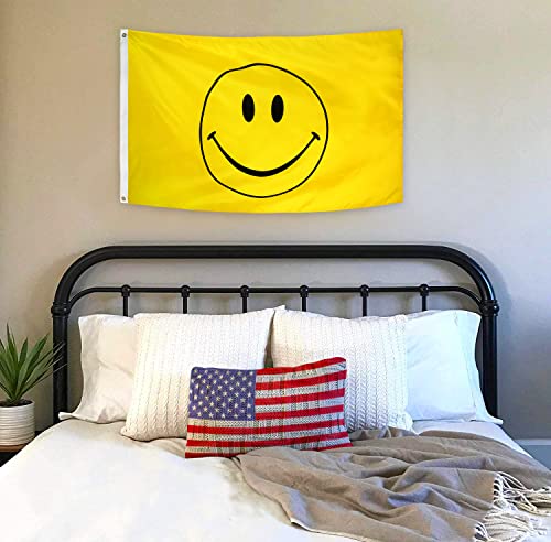 Danf Happy Face Flag 3X5 Ft Thick Polyester, Fade Resistant, Brass Grommets, Canvas Header, Double Sided Smile Flags 3 X 5 Feet #TOP2