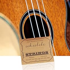 Ukulélé Capo, 4 en 1 Capo Bandoulière Sand Shaker Cordes Set pour Ukulélé Instrument Accessoire - Les Beatles, Paul McCartney, John Lennon, RIngo Starr, George Harrison Ukulélé Capo, 4 en 1 Capo Bandoulière Sand Shaker Cordes Set pour Ukulélé Instrument Accessoire – Image 6
