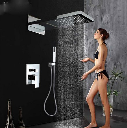 Robinet de douche mural en laiton contre le calcaire avec grand pommeau carré effet cascade