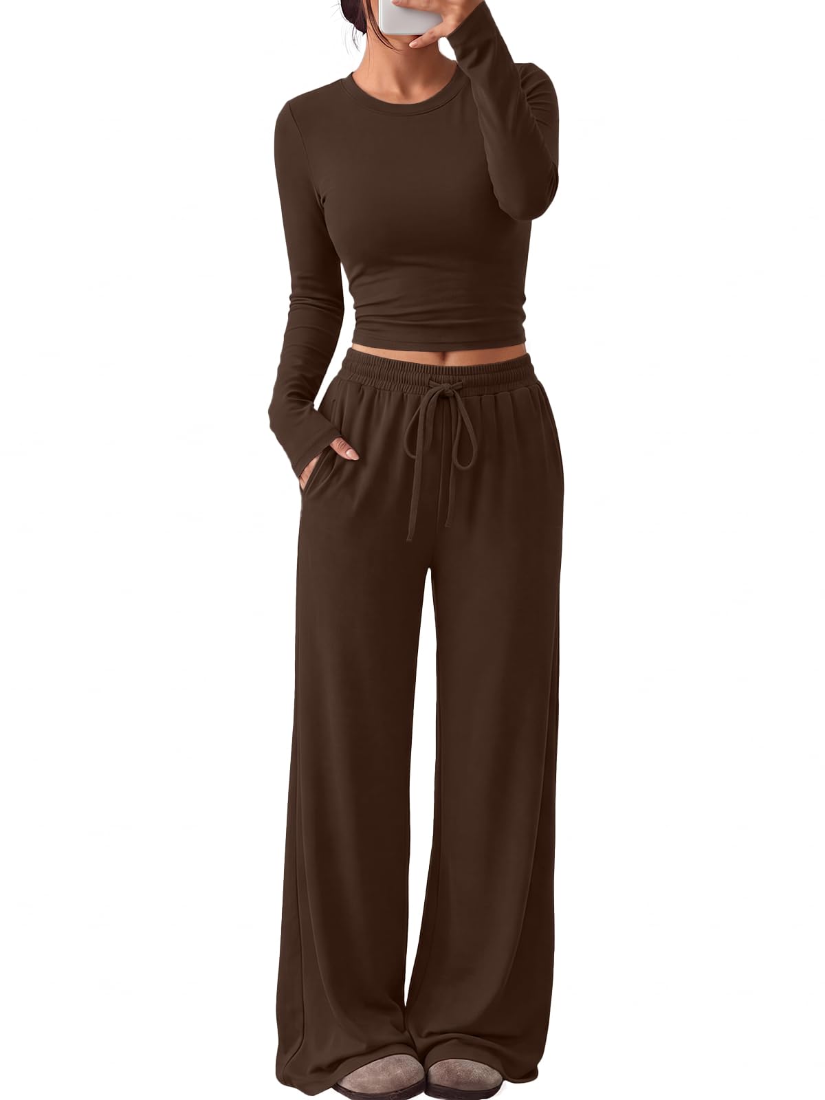 Trendy Queen Women's 2 Piece 2026 Fall Fashion Lounge Set with Pockets | Airport Outfit, Athleisure Workout Set, Fall Wardrobe Staple, Winter Style, Side-Ruched Top, Drawstring Wide-Leg Pants