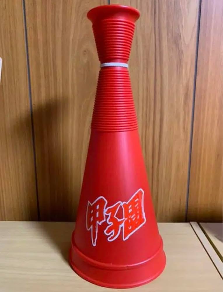 東洋大姫路高校野球ヘルメット＋メガホン2本セット 東洋大姫路高校野球ヘルメット＋メガホン2本セット - メルカリ