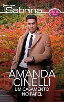 Paperback Um casamento no papel Book