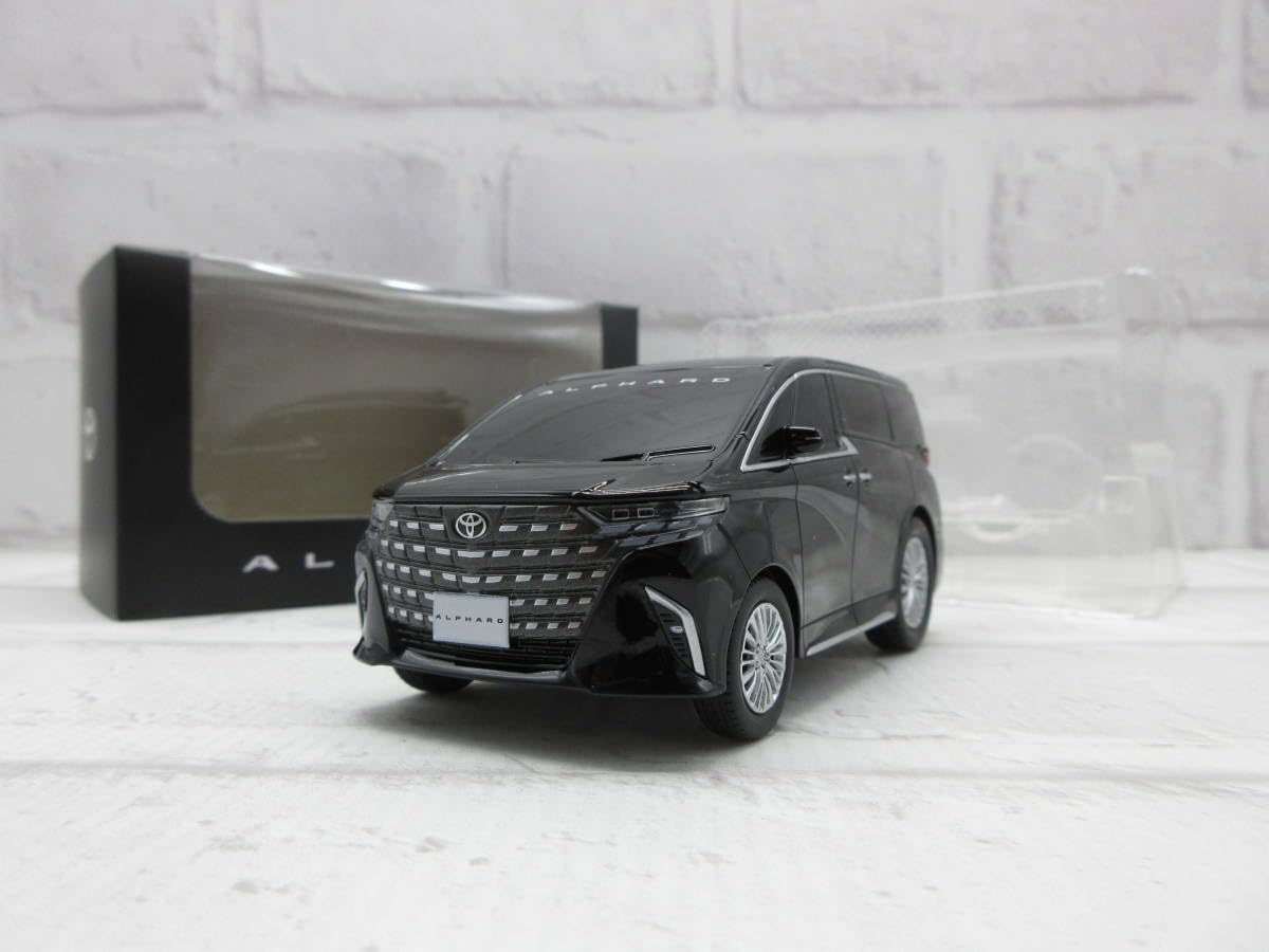トヨタ　アルファード　カラーサンプル　スパークリングブラック 新着情報“アルファード2．5S Cパッケージ”2020年式スパークリング
