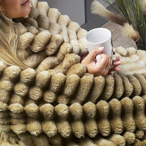 Cobertor Coberta Manta Ultrasoft Fluffy Queen 2,40m X2,20m (Golg)