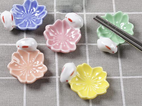 AEOLK 白うさぎ箸置き5ピースセット セラミック かわいい飾り 居酒屋、ファミリーダイニングテーブル、リビングルームに最適