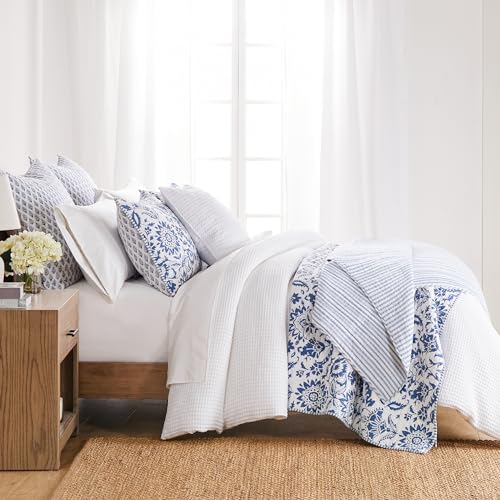 Levtex Home - Clara Blue Quilt Set - King Quilt and Two King Shams - Floral - Blue White - Quilt (106x92in.) and Shams (20x36in.) - Reversible - Cotton
