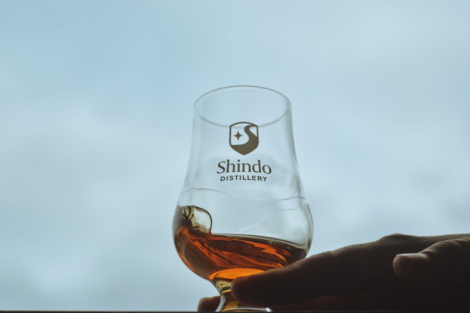 Amazon.co.jp: SHINDO EXPERIMENTAL 01 国産シングルモルトウイスキー Amazon.co.jp: SHINDO EXPERIMENTAL 01 国産シングルモルトウイスキー