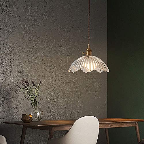 Lámpara colgante de vidrio semicircular para iluminar espacios pequeños 3