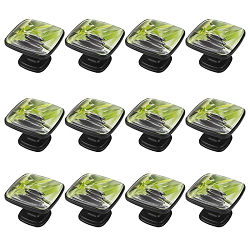 Tiroir de commode modernisé avec 12 boutons de cuisine zen