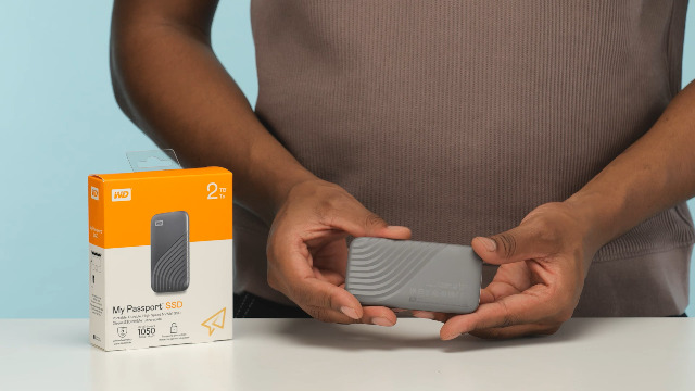 Wd 2TB My Passport SSD - Portable SSD, Up To 1050Mb/S Read And