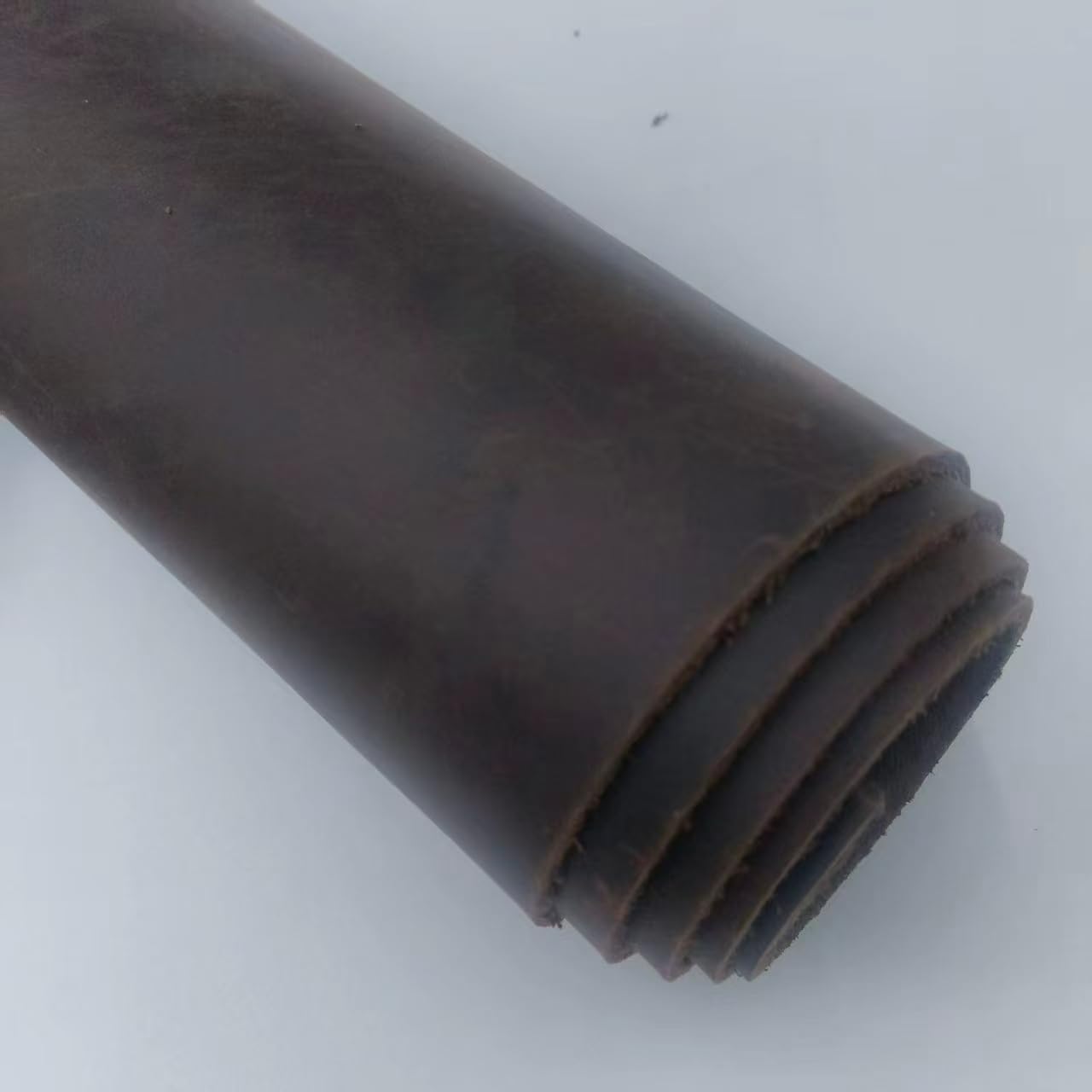 Crazy Horse Leather Sheets, Brown, Genuine Cowhide Top Grain Leather, 2.0mm Thickness, Leather Craft Pieces (Reddish 10×12 in 3 pc)