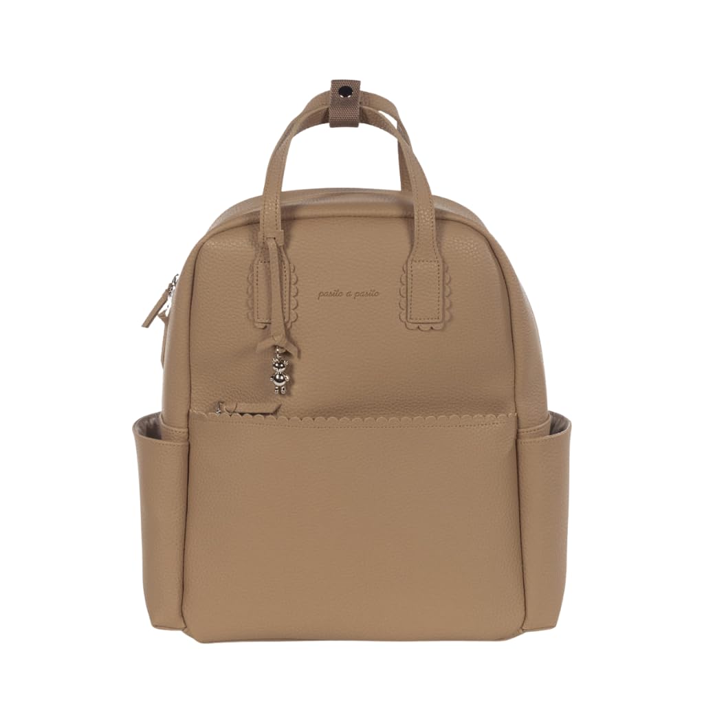 Zaino con fasciatoio passeggino nascita Modello ICON in simil pelle lavabile in lavatrice a 30° in varie colorazioni. Borsa fasciatoio nascita per passeggino (Caramello)