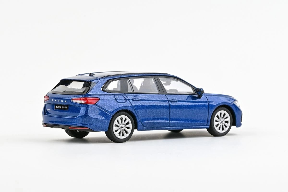Skoda Superb IV Combi (2023) 1:43 Diecast metalowy model samochodu, wierny szczegółowy model kolekcjonerski i samochód zabawkowy dla dzieci i dorosłych, miniaturowy pojazd jako prezent