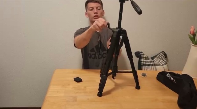 Amazon.com: 75inch Camera Tripod for ipad iPhone, Heavy Duty