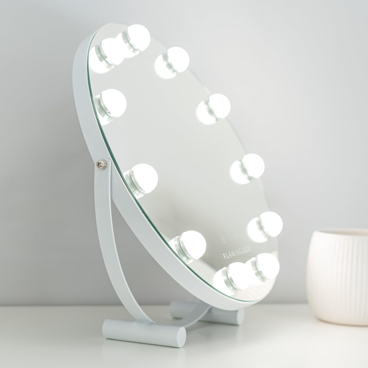 Flamingueo Specchio Trucco con Luci Rotondo - 11 LED - 3 Modi di Luce - Intensità Regolabile - Controllo Tattile - Posizione Regolabile - Vanity Mirror - Bianco - 42,5x10x42cm
