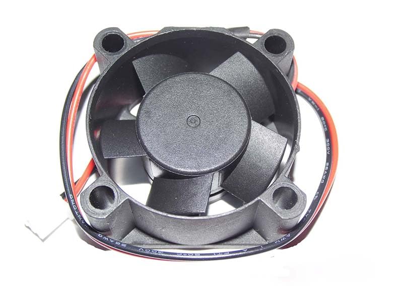 Ventilateur onduleur 24V 40mm KDE2404PKS2 pour sécuriser votre bureau
