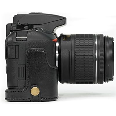 MegaGear Nikon D5600 ، D5500 كاميرا جلدية جاهزة من أي وقت مضى نصف علبة وحزام ، مع وصول البطارية - أسود - MG1170