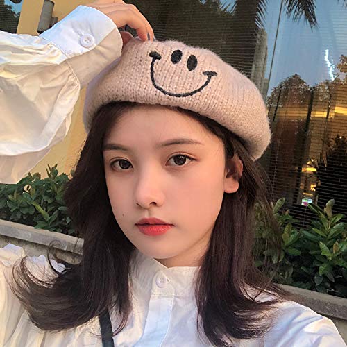 Béret sauvage littéraire femme : le bonnet tricoté rétro qui donne le smiley en hiver