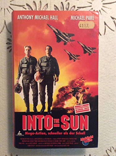 Preisvergleich Produktbild Into the sun [VHS]