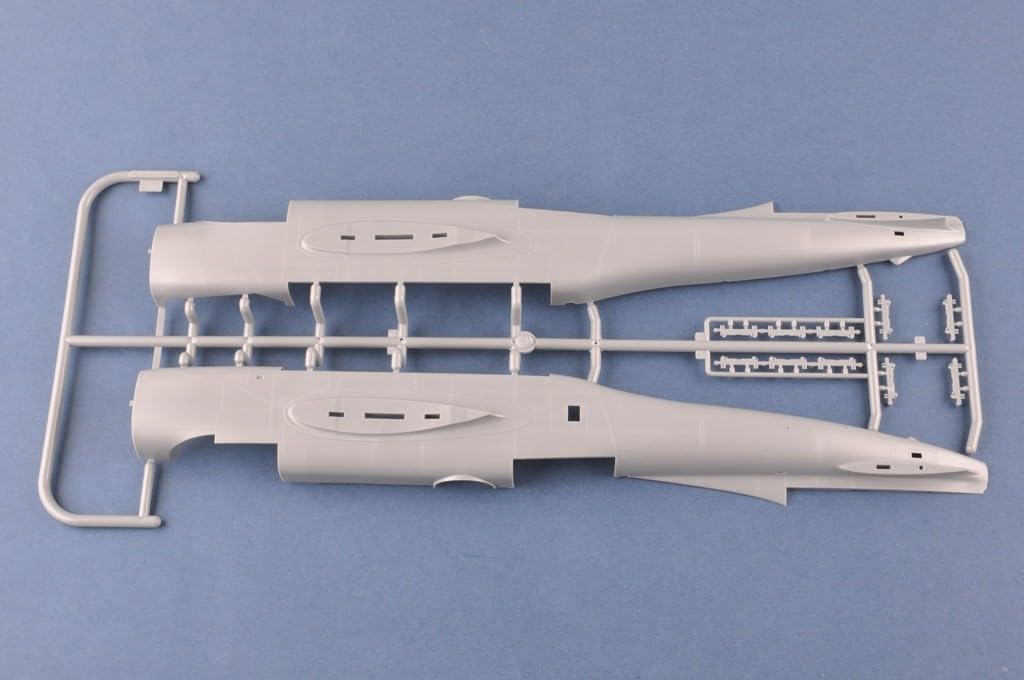 Hobbyboss HBB83213 1/32 A-26B Invader Plastic Model kit, Mittel