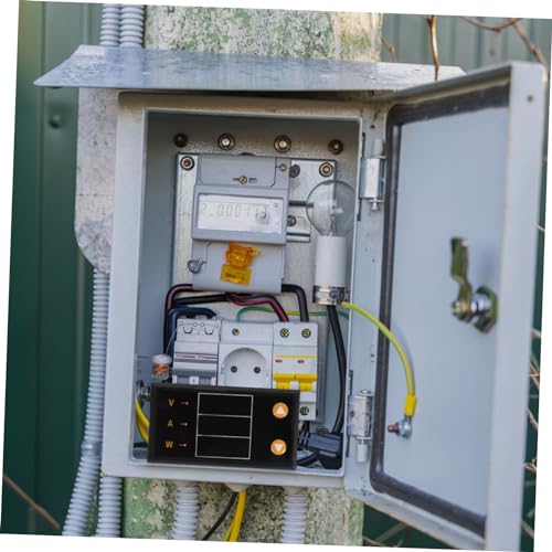 Multímetro digital para localizar fallos eléctricos en enchufes y cables 3