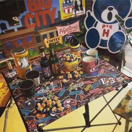 ヒステリックグラマー ノベルティテーブル