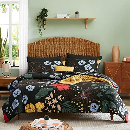 CASAAGUSTO Queen Comforter Set, 8 PCS Black Floral Comforter Set with Flowers Leaves Pattern, Soft Seersucker Design All Season Microfiber Bedding Set with Decor Pillow （90"X90"）