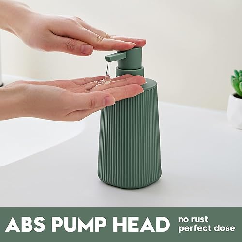 Miniatura 3 de Dispensador de jabón pequeño para baño y cocina, dispensador de jabón de manos de plástico moderno estilo granja a rayas con bomba, verde mate
