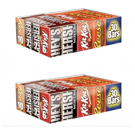 Hershey uxApzl Chocolate Candy Bar Variety Pack, HERSHEYS Milk Chocolate With Almonds, HERSHEYS Milk Chocolate, REESES Peanut Butter Cups, and KIT KAT Bars 30 Count Box (2 Pack)