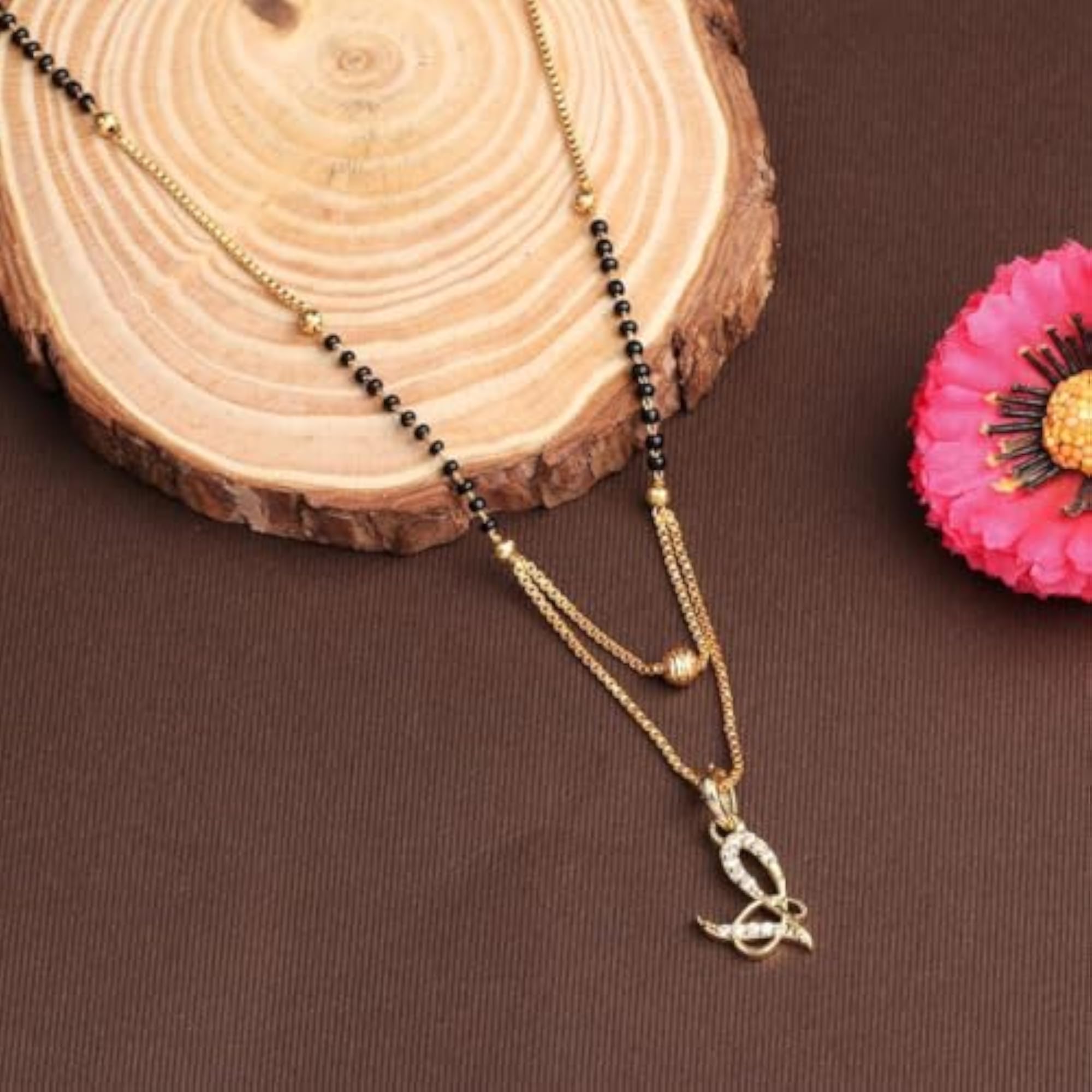 V Name Letter Diamond Attached Alphabet Pendant