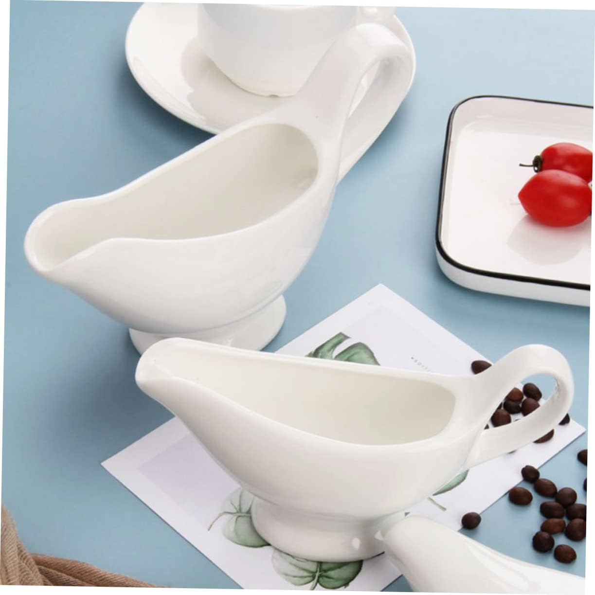 2Pcs Gravy Boats with Handle Saucier Condiment Sauce Boats for Serving Classic Design White Porcelain 300ml Each