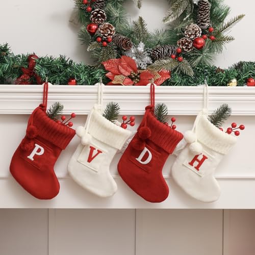 Chaussette de Noël initiale brodée avec finitions de qualité supérieure