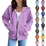 Design: Dieser Kapuzenpulli in Übergröße besticht durch sein modernes Design mit einer schmeichelhaften Silhouette, die eine Sanduhr-Figur betont und gleichzeitig viel Platz für Komfort bietet. Der durchgehende Reißverschluss ermöglicht ein einfaches An- und Ausziehen, und die verstellbare Kapuze mit Kordelzug sorgt für Vielseitigkeit bei verschiedenen Looks.