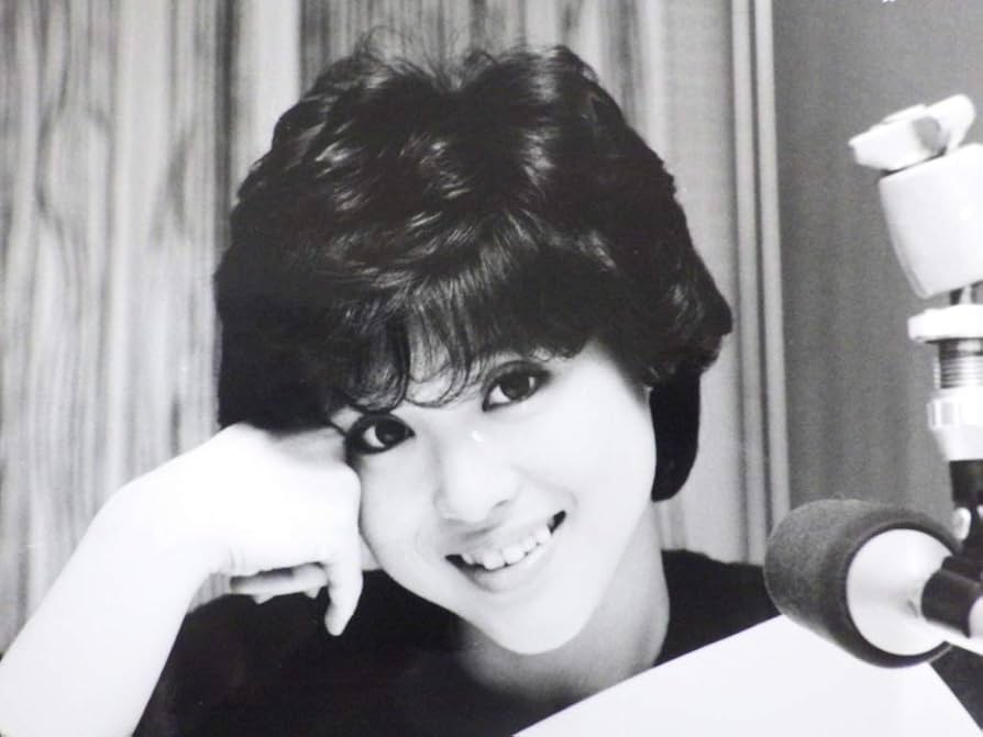 Amazon.co.jp: 松田聖子 写真館 生写真放出品 モノクロ 白黒