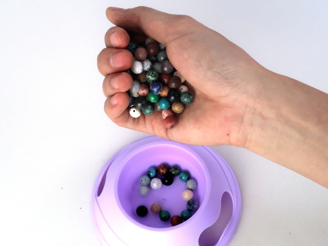 Lot de 500 perles rondes naturelles de 8 mm, pierre d'énergie en cristal Multiolor, accessoires en pierre précieuse en vrac, taille du trou de 1 mm, perles lisses pour la fabrication de