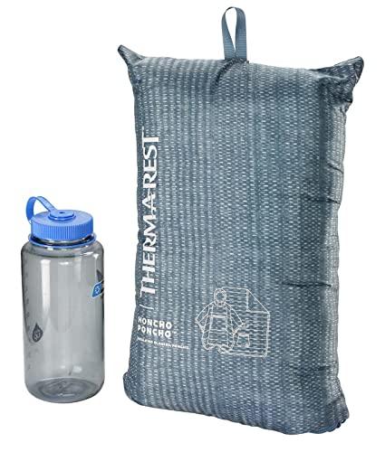Image of Therm-a-Rest Honcho Poncho Wearable Hoodie Blanket, Blue Woven Print One Size
