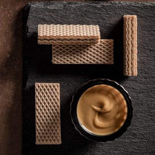 Image of Loacker Classic Peanut Butter Wafers - Premium Crispy Wafer Cookies with Peanut Butter Cream Filling - Multipack of 12 snack packs - NON-GMO - Creamy PB - 45g /1.59oz, Pack of 12