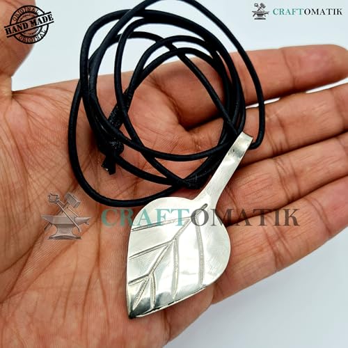 Amulette médiévale faite main | Offrez un médaillon celtique unique en forme de feuille - 2
