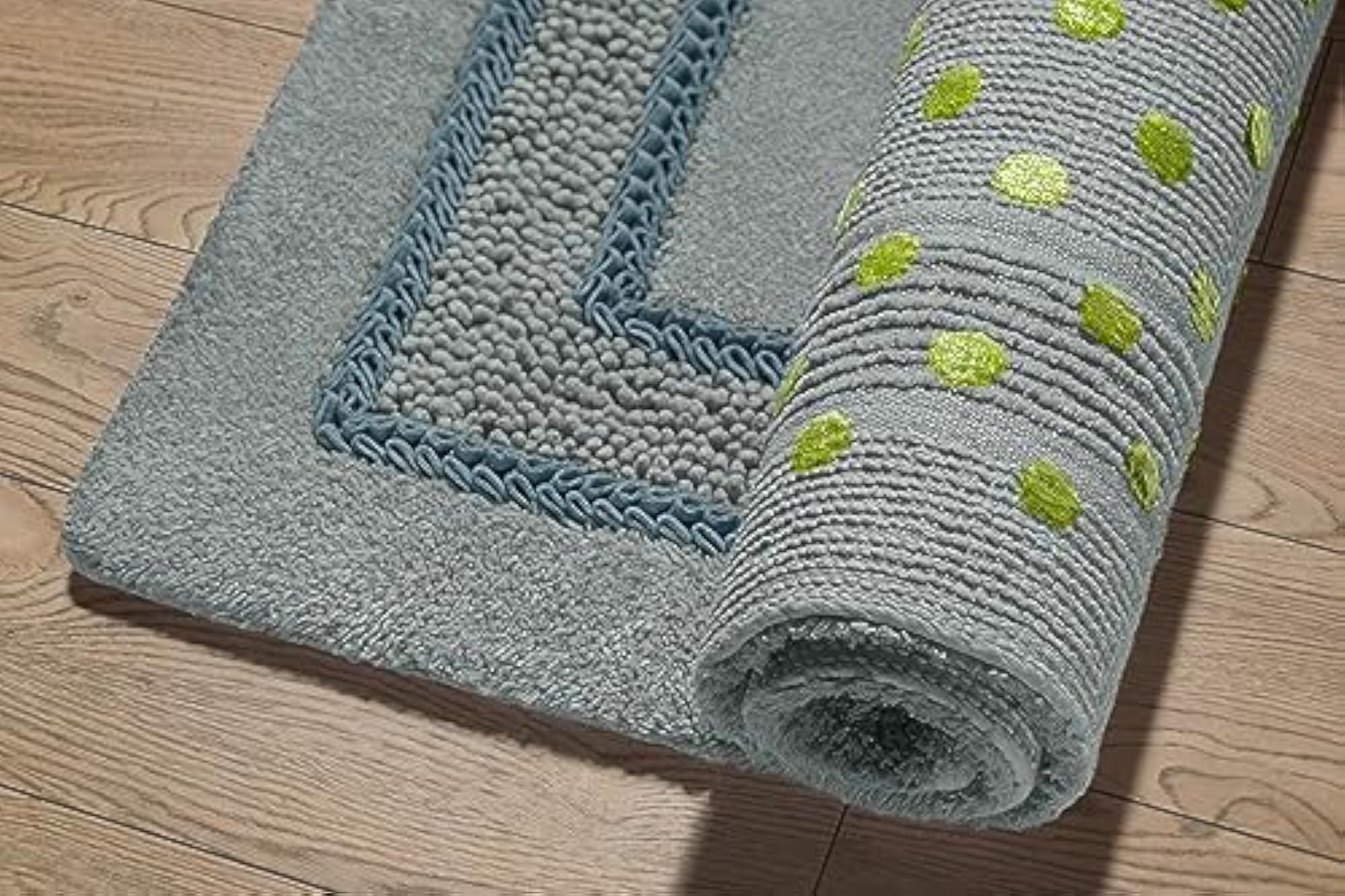 Luxury Cotton Floor/Bath Mat with Anti-Skid Design