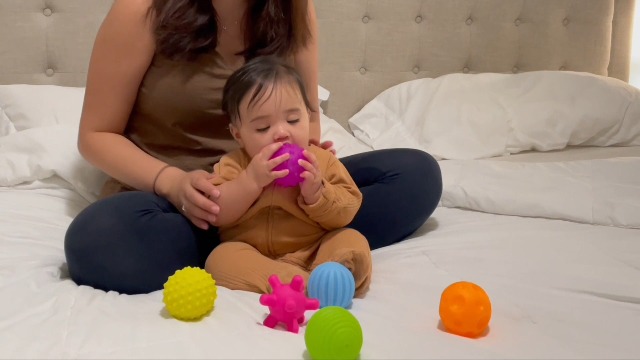 Balles sensorielles texturées pour bébé de plus de... - Grandado