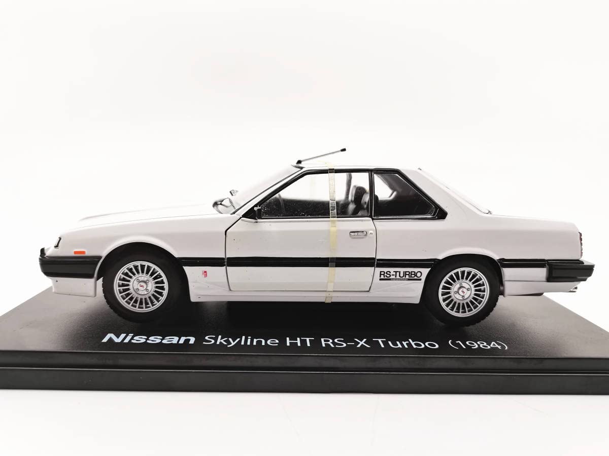 ミニカー P Nissan Skyline HT RS-X Turbo (1984) Amazon.co.jp: 1/24 Nissan Skyline HT RS-X Turbo 1984 : Hobbies
