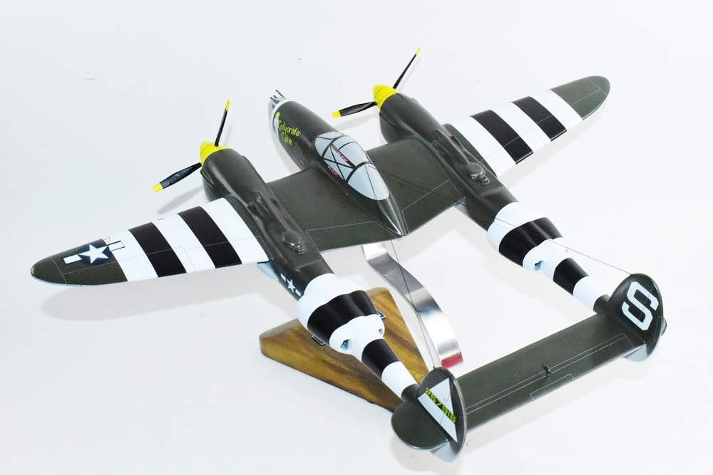 Lockheed® P-38 Lightning®, California Cutie 55th FS, 20th FG, Mahogany Scale Model