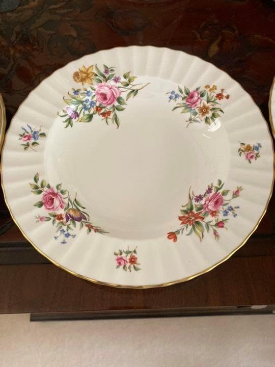 ロイヤルアルバート ムーンライトローズC＆S＆16＆26cm各プレートセット