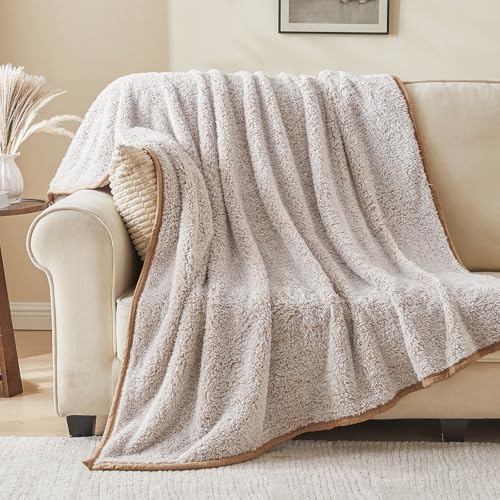 EMME Fuzzy Fleece Throw Blanket - Ultra Soft Warm Sherpa, Microfiber Cozy Blanket for Couch & Sofa - Lightweight, Thick, Reversible - Image 5
