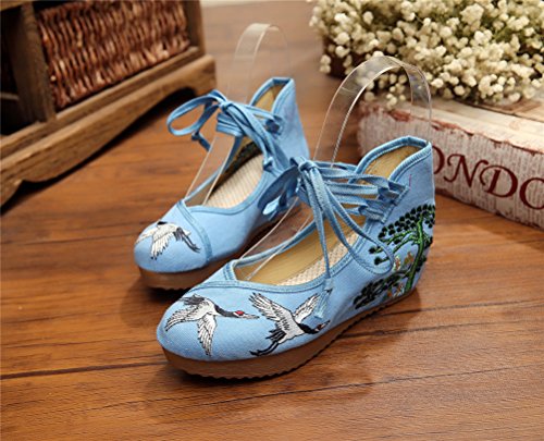 Qianmome Chinese Women's Red-Crowned Crane Embroidery Floral Strappy Round-Toe Platform Wedges2