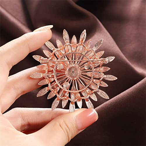 Broche or péplum rigide pour ceinturer une robe ou structurer un blazer