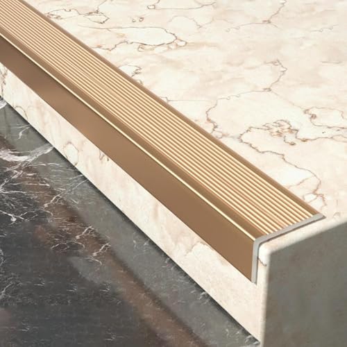 Profilé de protection d'angle pour sécuriser l'escalier du jardin ou de la maison