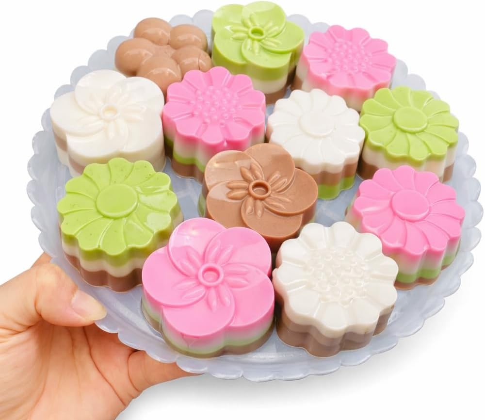 Khuon Rau Cau Vietnamese Jelly Molds with Lids, 10 Pack
