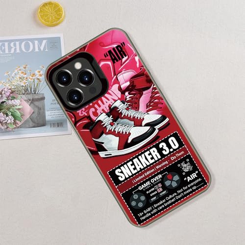 Coque esthétique look baskets classiques pour iPhone 14 Plus idéale pour vos sorties urbaines